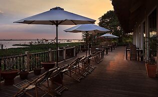 Mekong Riverside Boutique Resort & Spa