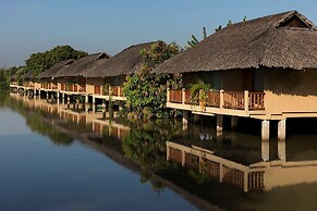 Mekong Riverside Boutique Resort & Spa