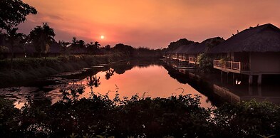 Mekong Riverside Boutique Resort & Spa