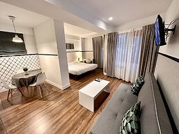 Far Home Gran Vía - Hostel