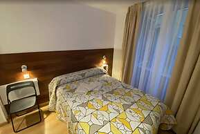 Far Home Gran Vía - Hostel