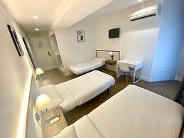 Far Home Gran Vía - Hostel