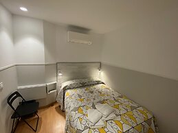 Far Home Gran Vía - Hostel