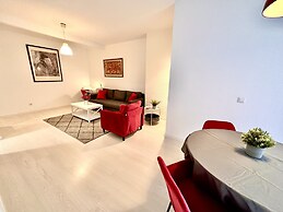 Far Home Gran Vía - Hostel