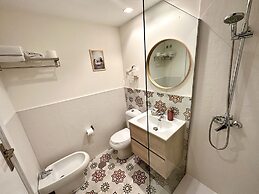 Far Home Gran Vía - Hostel