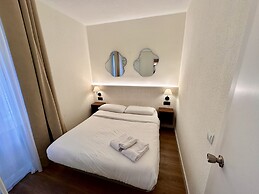 Far Home Gran Vía - Hostel