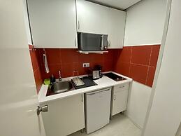 Far Home Gran Vía - Hostel