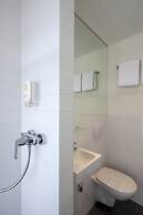 easyHotel The Hague City Centre