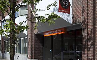 easyHotel The Hague City Centre