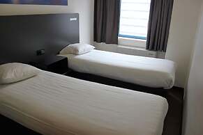 easyHotel The Hague City Centre