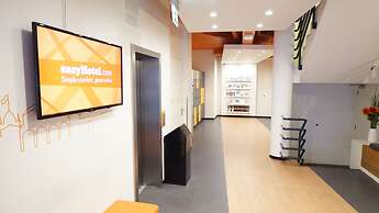 easyHotel The Hague City Centre