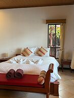 Bhundhari Chaweng Beach Resort Koh Samui