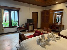 Bhundhari Chaweng Beach Resort Koh Samui