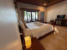 Bhundhari Chaweng Beach Resort Koh Samui
