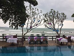 Bhundhari Chaweng Beach Resort Koh Samui