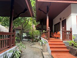 Bhundhari Chaweng Beach Resort Koh Samui