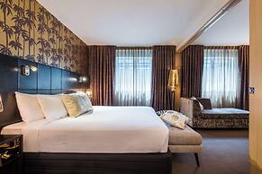 Museum Apartment Hotel, Independent Collection by EVT