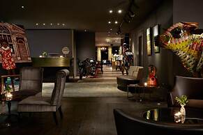Museum Apartment Hotel, Independent Collection by EVT