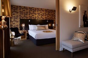 Museum Apartment Hotel, Independent Collection by EVT