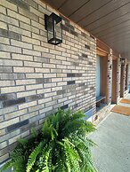 Rideau Heights Inn