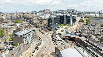 Garner Edinburgh Haymarket by IHG