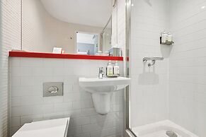 Garner Edinburgh Haymarket by IHG