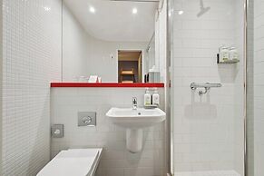 Garner Edinburgh Haymarket by IHG