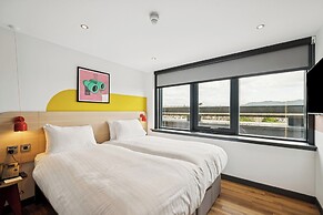 Garner Edinburgh Haymarket by IHG