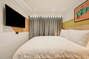Garner Edinburgh Haymarket by IHG