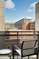 Courtyard by Marriott Washington, DC/Foggy Bottom