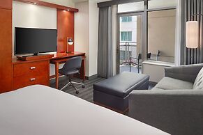 Courtyard by Marriott Washington, DC/Foggy Bottom