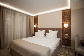 Platan Yuzhniy Hotel