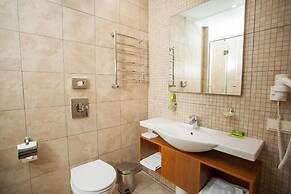 Platan Yuzhniy Hotel