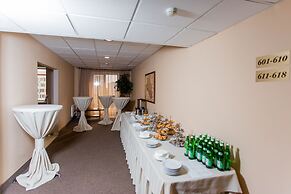 Platan Yuzhniy Hotel