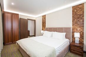 Platan Yuzhniy Hotel