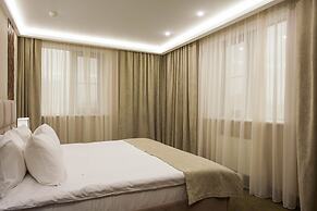 Platan Yuzhniy Hotel