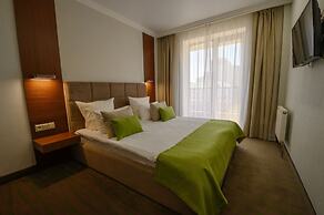 Platan Yuzhniy Hotel