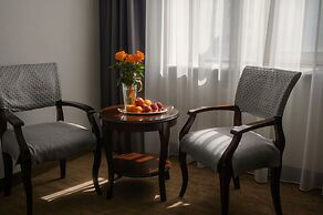 Platan Yuzhniy Hotel