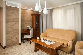 Platan Yuzhniy Hotel