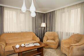 Platan Yuzhniy Hotel