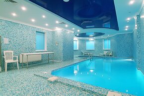 Platan Yuzhniy Hotel