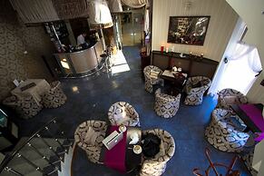Platan Yuzhniy Hotel