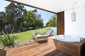 Bannisters by the Sea Mollymook