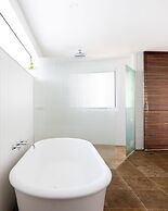 Bannisters by the Sea Mollymook