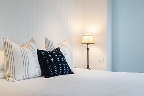 Bannisters by the Sea Mollymook