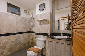 Royal Prince Residence