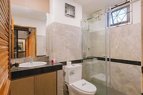 Royal Prince Residence