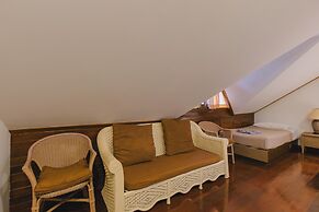 Royal Prince Residence