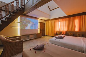 Royal Prince Residence