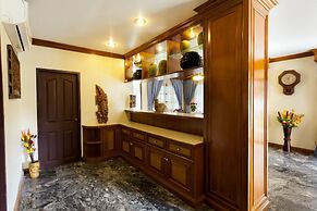 Royal Prince Residence